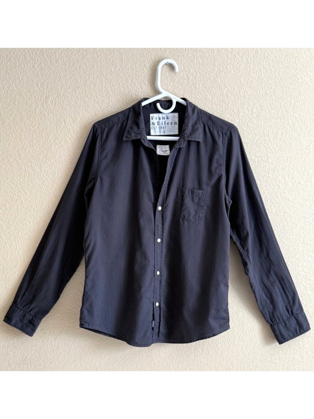 Frank & Eileen Women's BARRY Tailored Button Up Shirt Dark Charcoal Gray